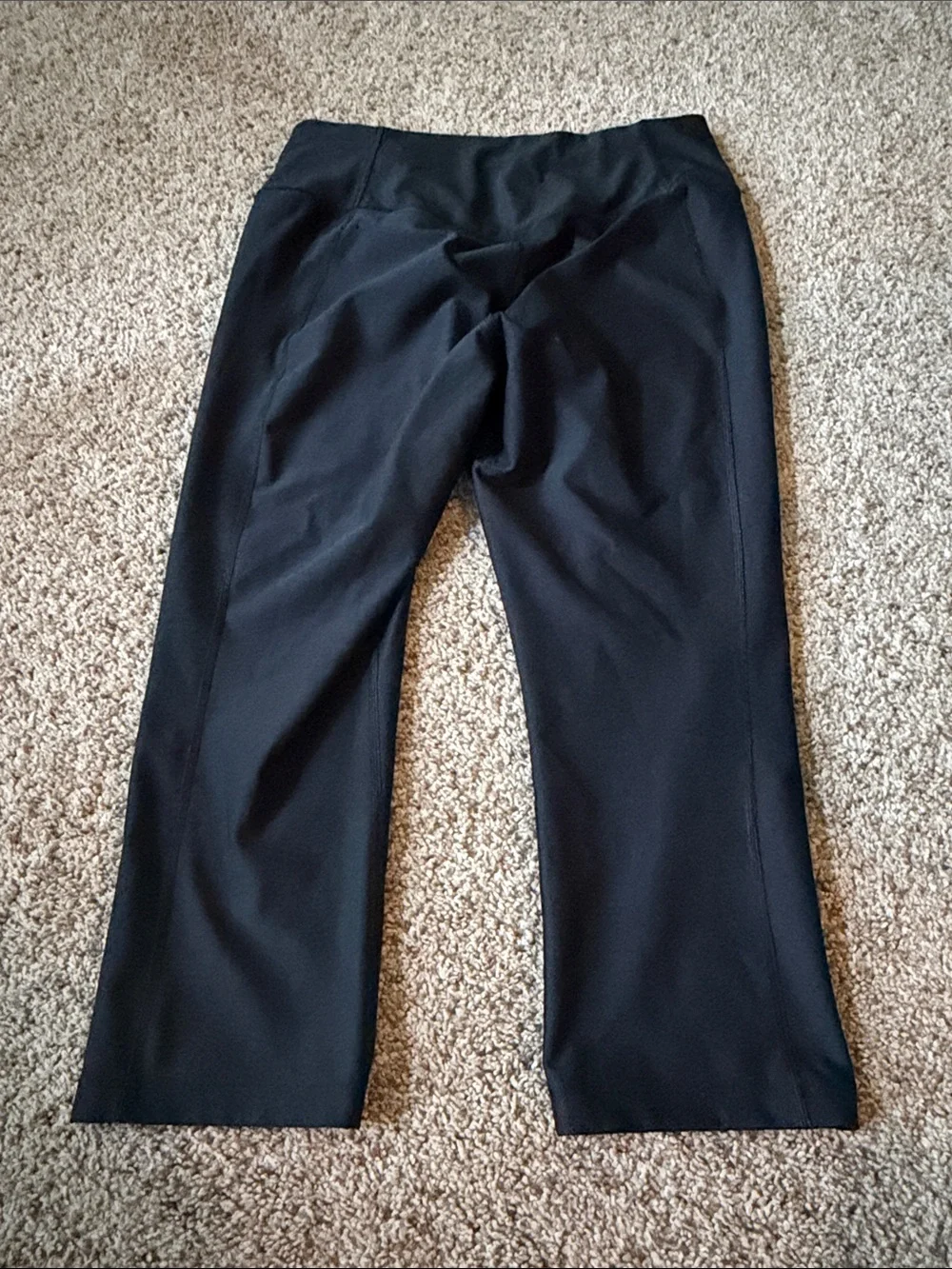 Nike Black Cropped Performance Leggings